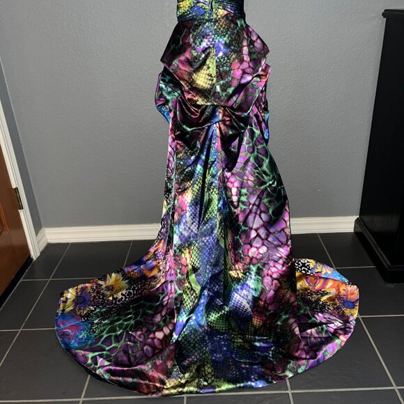 JOVANI HIGH LOW STRAPLESS EMBELLISHED COLORFUL GEM BODICE ANIMAL PRINT GOWN - 6 - Picture 7 of 16